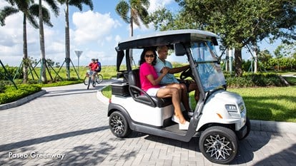 Paseo Golf Couple